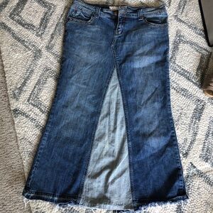 Bella Dahl long vintage look denim skirt size 29